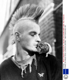 PUNKS ON KINGS ROAD, LONDON, BRITAIN - 1986