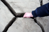 Tiefe Risse: Der fast ausgetrocknete Poyang See in China