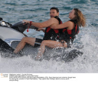 CPE/Ryan Seacrest and Julianne Hough have fun 