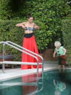 Sharlely Becker spent the day playing in the pool with her and Boris Becker's son Amadeus. Amadeus made a friend and Sharlely enjoyed some enthusiastic talk about todlers with his mother. Miami Beach, Fl