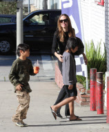 EXCLUSIVE - Angelina Takes The Kids For Fast Food Twice In One Week
