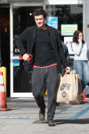 *EXCLUSIVE* Orlando Bloom : Red Alert!