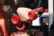 *EXCLUSIVE* Orlando Bloom : Red Alert!
