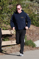 *EXCLUSIVE* Kiefer Sutherland : Run for the Hills!