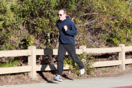 *EXCLUSIVE* Kiefer Sutherland : Run for the Hills!