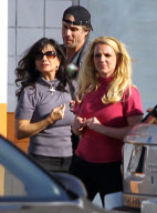 EXCLUSIVE... Exclusive... Britney Spears Takes The Family Bowling