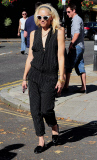 EXC GWEN STEFANI AND ZUMA IN PRIMROSE HILL