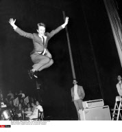 PARIS: Claude Francois sur la scene de l'Olympia