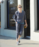 Charlize Theron Dresses Down in Sweats to Visit the Nail Salon