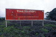 Shell oil in Nigeria - oil leaks and the environmental impact in the Niger Delta