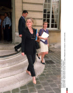 PARIS : Brigitte Bardot recue a Matignon :