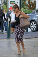 *EXCLUSIVE* Eva Mendes indulges herself with Thailand Street Food [NO Canada] *WEB AND BLOGS MUST CALL*
