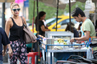 *EXCLUSIVE* Eva Mendes indulges herself with Thailand Street Food [NO Canada] *WEB AND BLOGS MUST CALL*