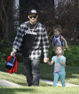 Joel Madden and Nicole Richie pick up the kids