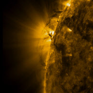 Plasma indirection pictured on the sun - 20 Feb 2012