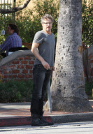 Jason Trawick eats at Aroma Cafe and makes faces