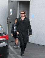 Brad Pitt takes Maddox to get a guitar - Part 2