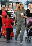 Heidi Klum Takes Her Kids To The Movies