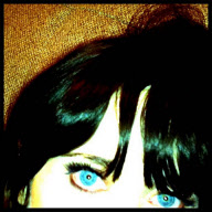 Zooey Deschanel's Bright Blue Eyes