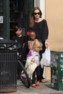 Angelina Jolie and the Kids stay In Sync