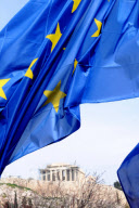 Greek economy sinks further into bankrupcy