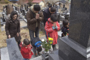 Usui family prays for lost grandfather on tsunami anniversary