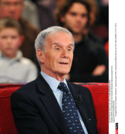 PARIS: Enregistrement de Vivement Dimanche Special Jacques Perrin