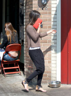 Rachel Bilson Gets Takeout in Los Feliz