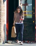 Rachel Bilson Gets Takeout in Los Feliz