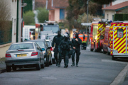 Stand-off as police surround suspected gunman in Jewish school shooting, Toulouse, France - 22 Mar 2012
