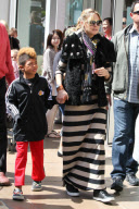  Heidi Klum and her parents bring her kids to The Grove Mall - Part 2