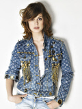 ELETTRA WIEDEMANN, CHIC FILLE.