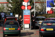 Motorists queuing for petrol amid threat of a possible fuel strike, Cambridge, Britain - 28 Mar 2012