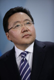 Merkel meets Mongolia President Elbegdorj