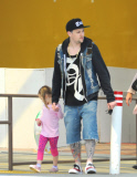 Joel Madden Takes Harlow and Sparrow to the Fashion Square Mall