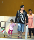 Joel Madden Takes Harlow and Sparrow to the Fashion Square Mall