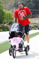 *EXCLUSIVE* Chuck Liddell and Guinevere : Work Out Buddies