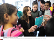 BONDY: Carla Bruni-Sarkozy visits a music classroom
