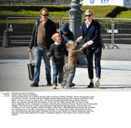 CPE/Cate Blanchett and her family visiting Paris
