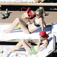 Brooklyn Decker shows off her bikini body on Monday, April 9th in Sydney, Australia.