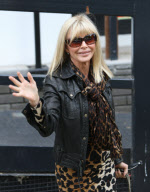 Britt Ekland auf dem Weg zu den ITV Studios in London