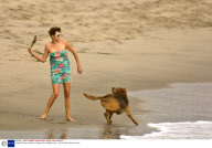 Charlize Theron and Stuart Townsend on Malibu beach - 29 Jul 2006