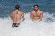 Marc Jacobs and boyfriend Harry Louis get romantic in Rio