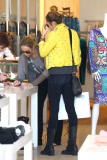 *EXCLUSIVE* Miley Cyrus : Killer Style in Calabasas