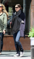 CHARLOTTE CASIRAGHI SHOPPING IN NEW YORK WITH SOME FRIENDS.
