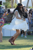 Vanessa Hudgens and Austin Butler : Final Day at Coachella