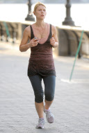 Claire Danes Jogging along the Hudson River Park