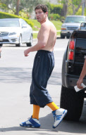 Semi-Exclusive... Jon Bernthal Leaving A Boxing Gym
