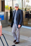 Richard Gere Flies Into LA Wearing a Yankees Cap