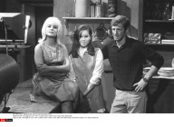 FR: Tournage du film "Par un beau matin d'ete" avec Jean-Paul Belmondo